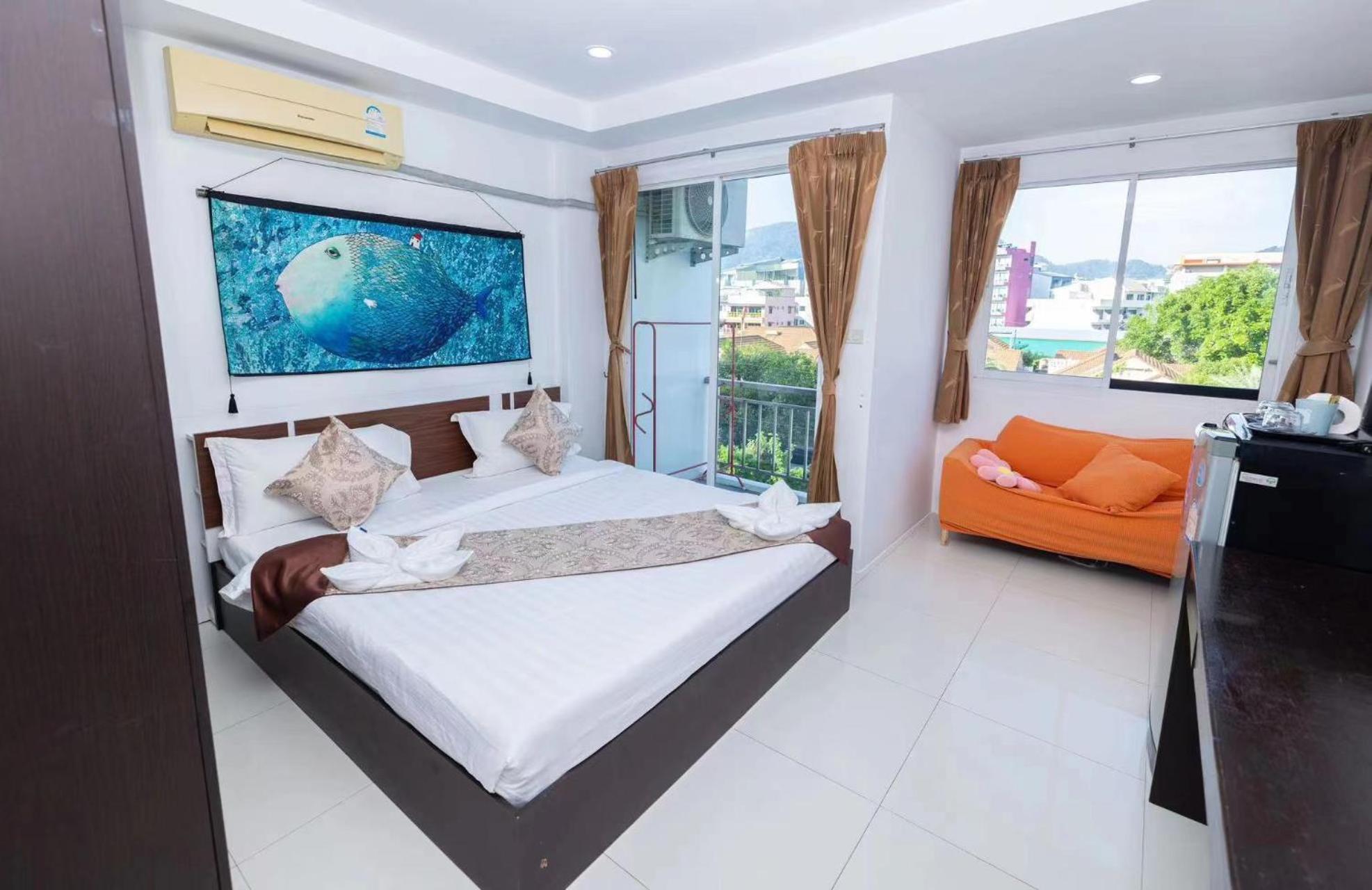 Happy 99 Guest House Patong Exterior photo