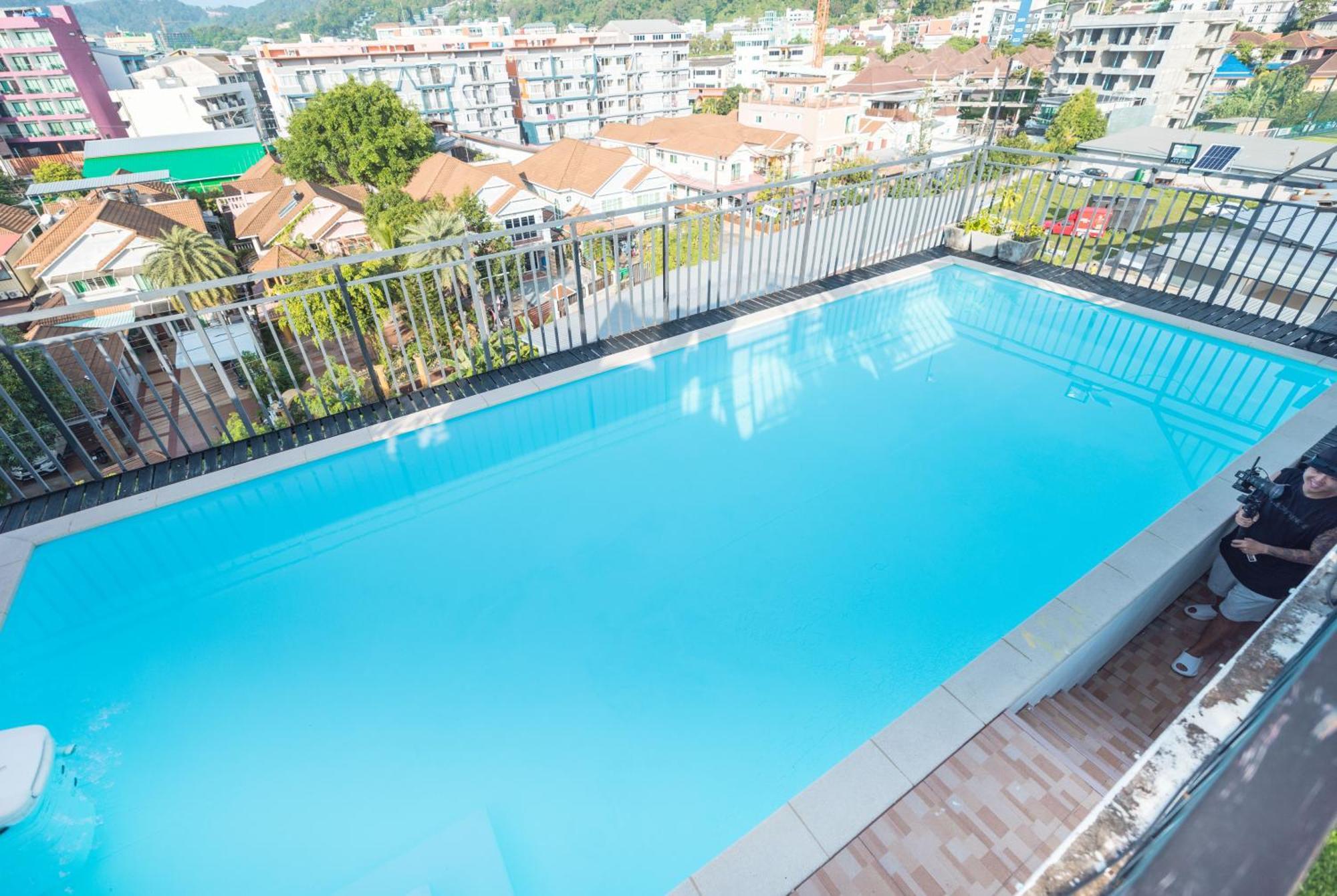 Happy 99 Guest House Patong Exterior photo