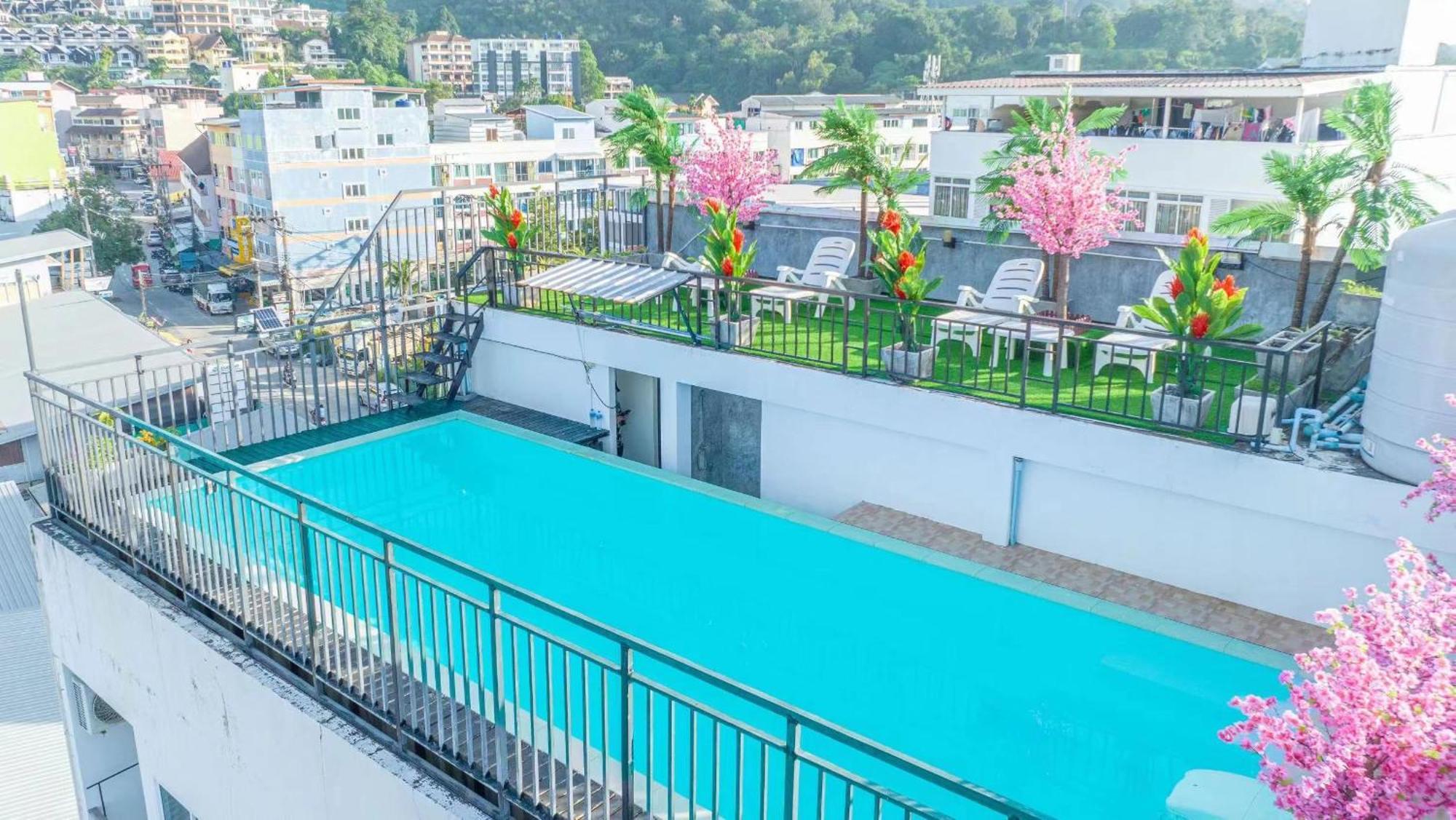 Happy 99 Guest House Patong Exterior photo
