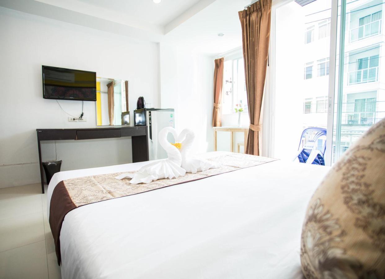 Happy 99 Guest House Patong Exterior photo